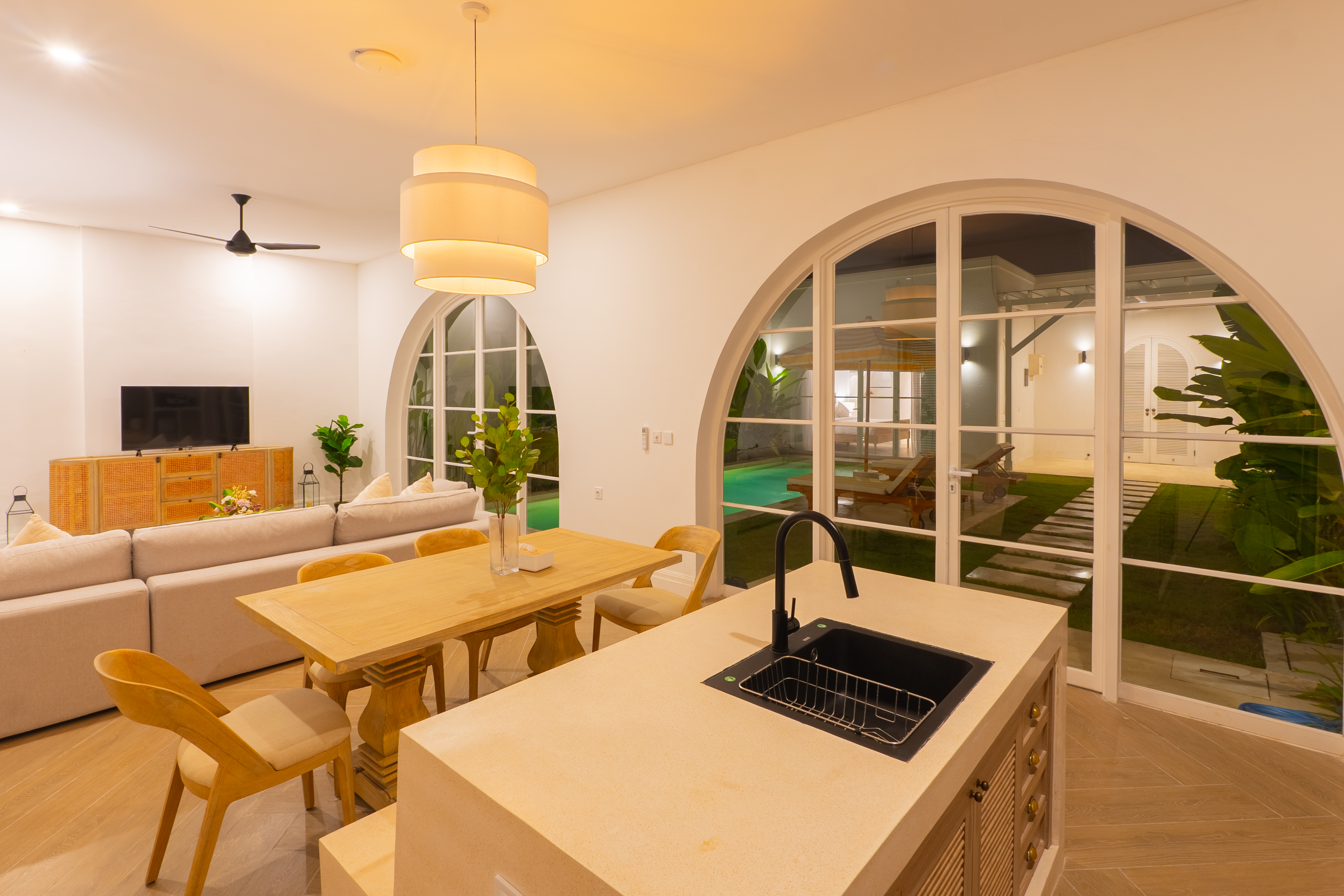 DDI00533-HDR