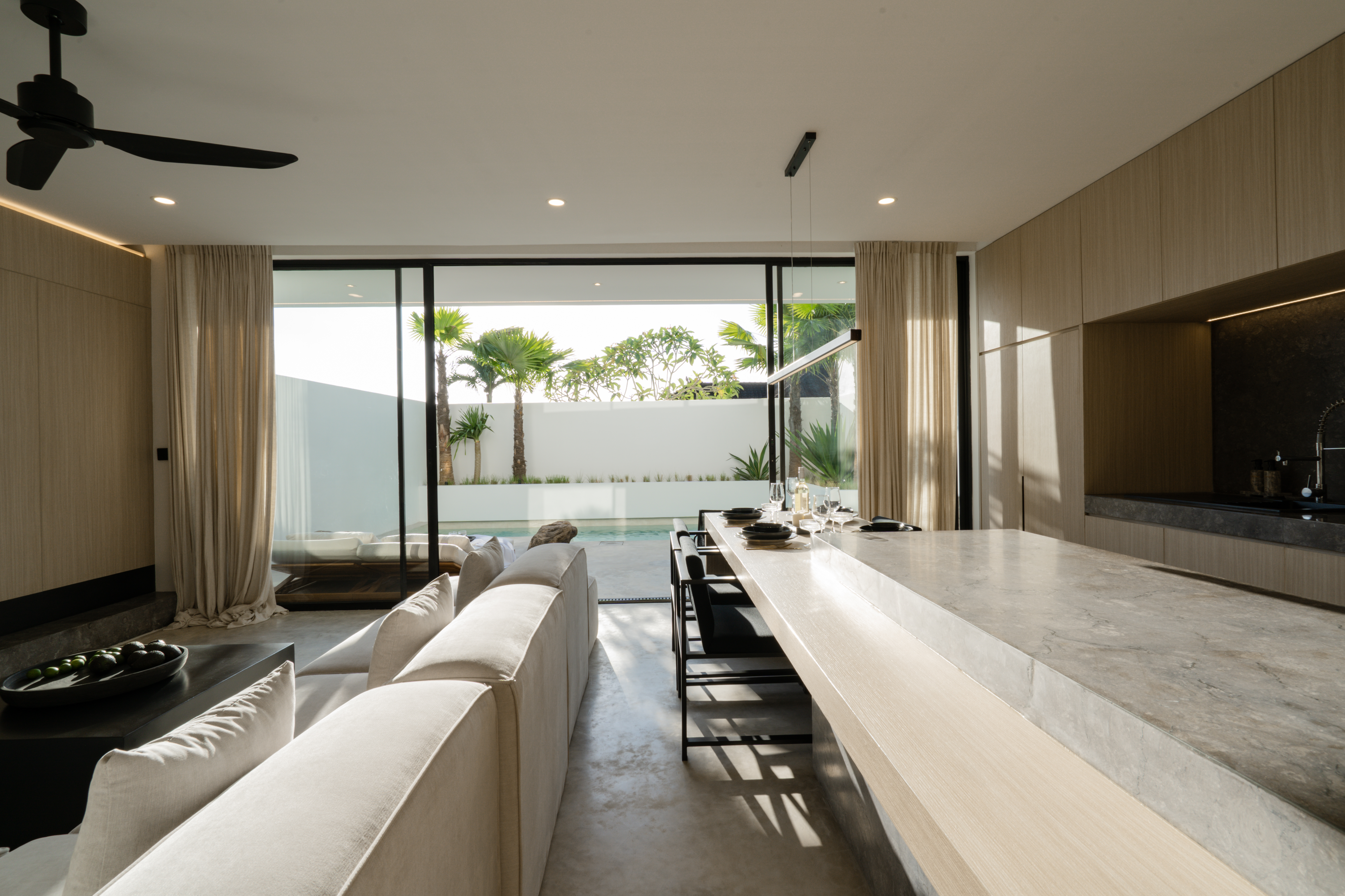 43_Living Room