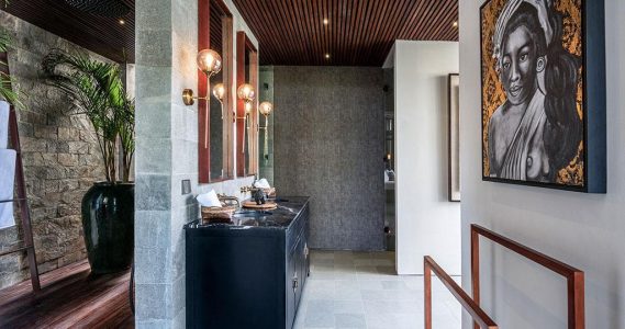 kasianda_house_2-Downstairs master shower area