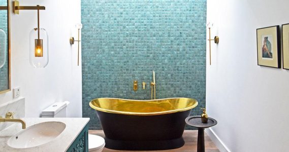 kasianda_house_2-四柱式バスルームと真鍮製のデザイナーズバスルーム